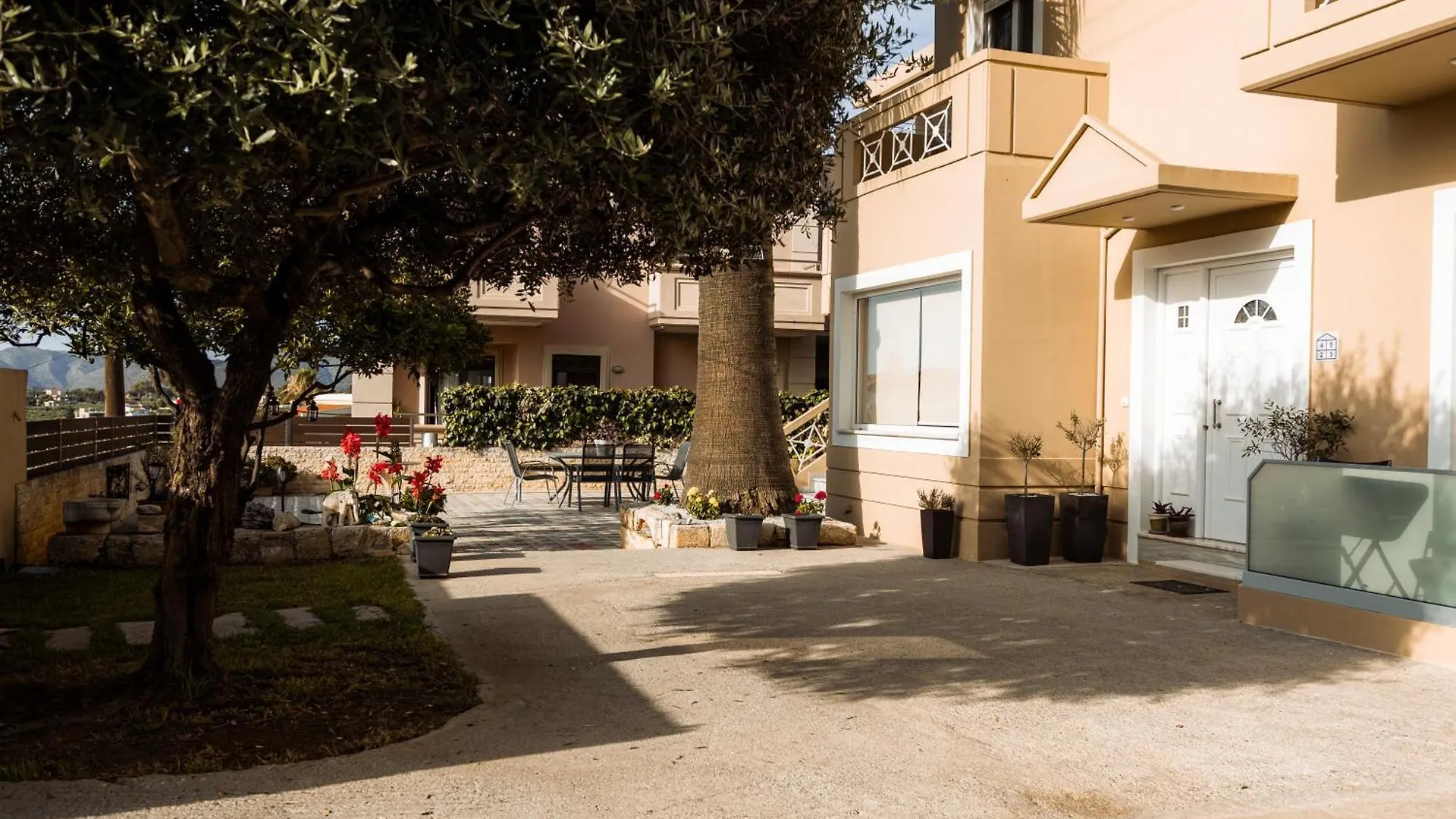 Apartment Plakoures Home Kounoupidhianá